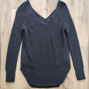 Victoria's Secret Tunic V Neck/Back Sweater